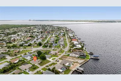 2285 SE 28th St, Cape Coral, FL 33904 - Photo 37