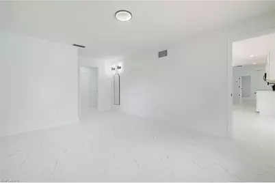 2285 SE 28th St, Cape Coral, FL 33904 - Photo 5