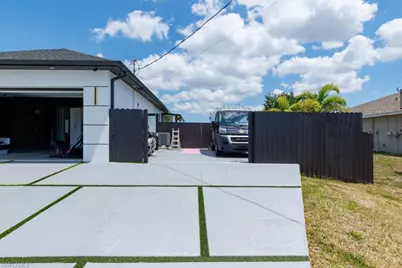 1007 NW 19th St, Cape Coral, FL 33993 - Photo 45