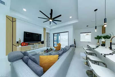 1007 NW 19th St, Cape Coral, FL 33993 - Photo 11