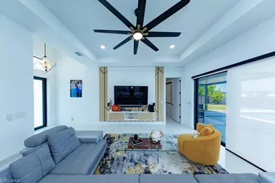 1007 NW 19th St, Cape Coral, FL 33993 - Photo 7
