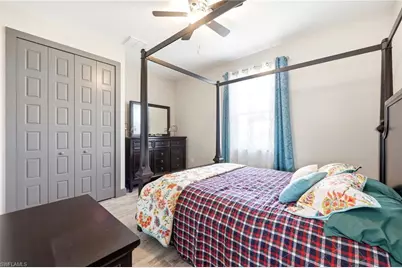 212 SW 20th St, Cape Coral, FL 33991 - Photo 25