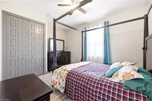 212 SW 20th St, Cape Coral, FL 33991 - Photo 25