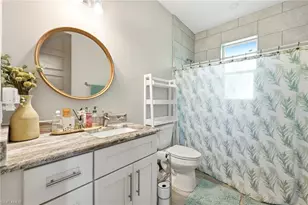 212 SW 20th St, Cape Coral, FL 33991 - Photo 13