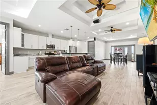 212 SW 20th St, Cape Coral, FL 33991 - Photo 11