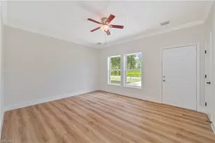 1076/1078 Ainsworth St E, Lehigh Acres, FL 33974 - Photo 3