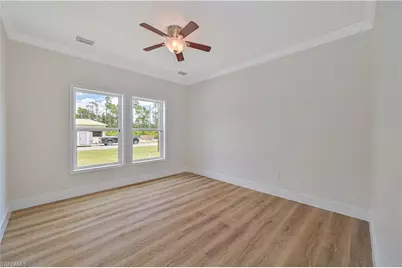 1076/1078 Ainsworth St E, Lehigh Acres, FL 33974 - Photo 9