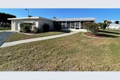 8381 Antigua Ct, Fort Myers, FL 33907 - Photo 27
