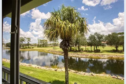 8083 Queen Palm Ln #425, Fort Myers, FL 33966 - Photo 3
