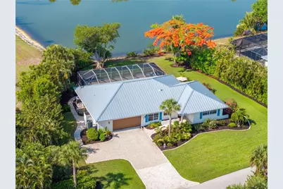 283 Palm Lake Dr, Sanibel, FL 33957 - Photo 1