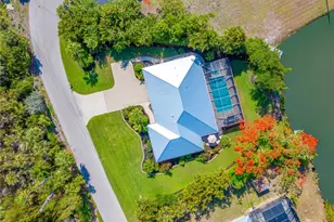 283 Palm Lake Dr, Sanibel, FL 33957 - Photo 7