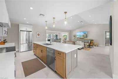 283 Palm Lake Dr, Sanibel, FL 33957 - Photo 37