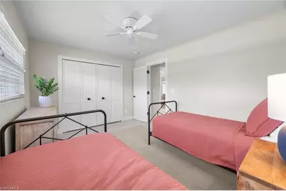 283 Palm Lake Dr, Sanibel, FL 33957 - Photo 23