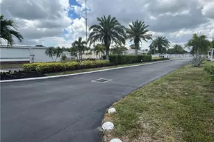 75 Hacienda Blvd, Fort Myers, FL 33905 - Photo 15
