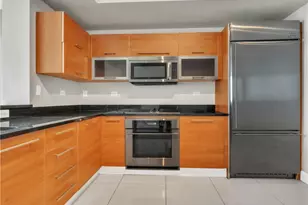 3000 Oasis Grand Blvd, Fort Myers, FL 33916 - Photo 3