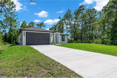 1030 Hunter St E, Lehigh Acres, FL 33974 - Photo 3
