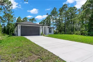 1030 Hunter St E, Lehigh Acres, FL 33974 - Photo 3