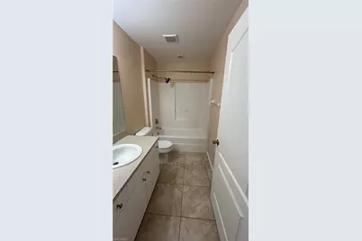 3902 23rd St SW, Lehigh Acres, FL 33976 - Photo 9