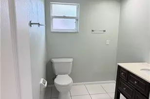 28 Cosmopolitan Dr, Lehigh Acres, FL 33936 - Photo 7