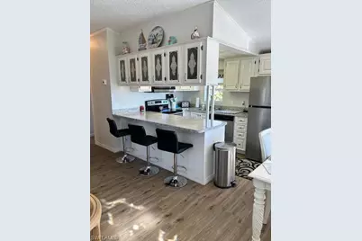 19681 Summerlin Rd #404, Fort Myers, FL 33908 - Photo 5