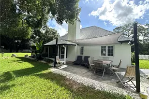 1090 Woods Dr, Labelle, FL 33935 - Photo 15