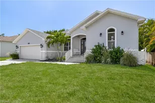 7930 Sandelwood Cir W, Fort Myers, FL 33908 - Photo 3