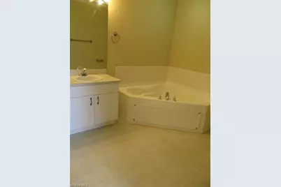 228 Ambury St, Fort Myers, FL 33913 - Photo 5