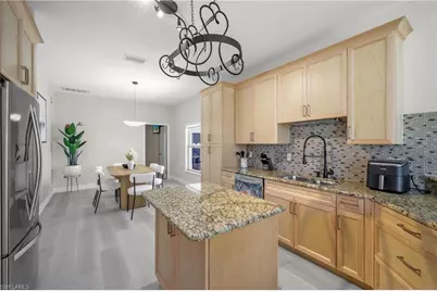 2250 SW 20th Ave, Cape Coral, FL 33991 - Photo 17