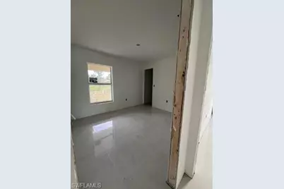 1138 Dutchess St E, Lehigh Acres, FL 33974 - Photo 5