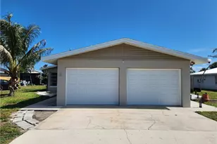 11370 & 11368 Summerwinds Ct, Fort Myers, FL 33908 - Photo 3