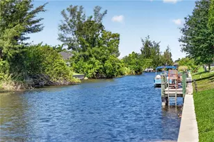 126 SW 21st Terrace, Cape Coral, FL 33991 - Photo 35