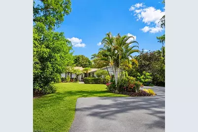 3534 White Blvd, Naples, FL 34117 - Photo 3