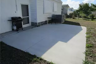 2809 Breezewood Dr, North Fort Myers, FL 33917 - Photo 9