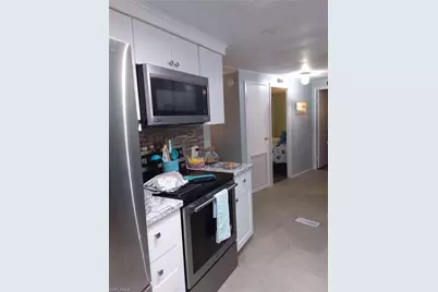 2809 Breezewood Dr, North Fort Myers, FL 33917 - Photo 15