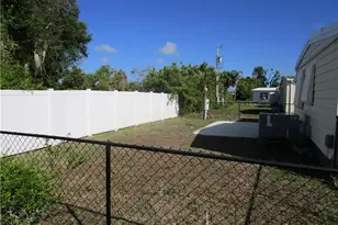 2809 Breezewood Dr, North Fort Myers, FL 33917 - Photo 13