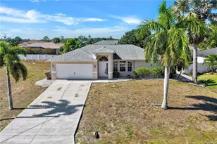 1338 NE 33rd Ln, Cape Coral, FL 33909 - Photo 5