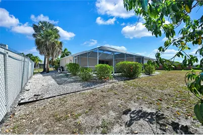 1338 NE 33rd Ln, Cape Coral, FL 33909 - Photo 39