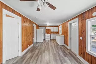 3318 Thomas St, Fort Myers, FL 33916 - Photo 3