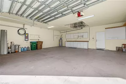 325 SE 21st St, Cape Coral, FL 33990 - Photo 41