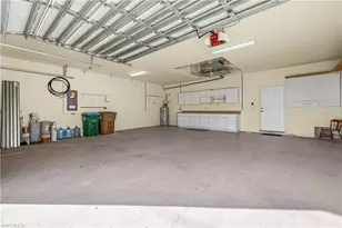 325 SE 21st St, Cape Coral, FL 33990 - Photo 41
