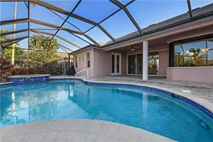 325 SE 21st St, Cape Coral, FL 33990 - Photo 9