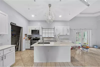 614 Jackson Ave, Lehigh Acres, FL 33972 - Photo 9