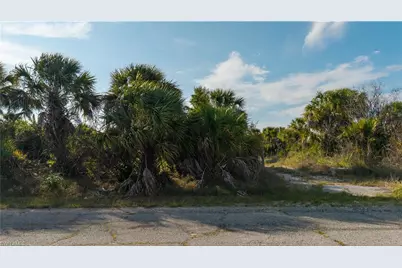 8608 Fireglow Cir, North Port, FL 34288 - Photo 11