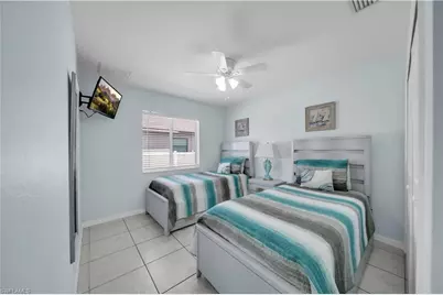 1722 SW 38th Ter, Cape Coral, FL 33914 - Photo 17