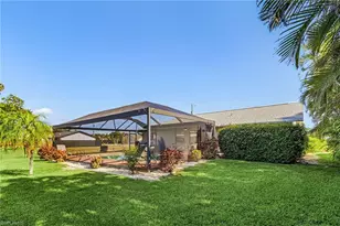 210 SW 43rd Ln, Cape Coral, FL 33914 - Photo 25