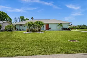 2102 SE 8th St, Cape Coral, FL 33990 - Photo 37