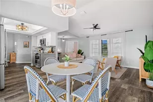 2102 SE 8th St, Cape Coral, FL 33990 - Photo 11