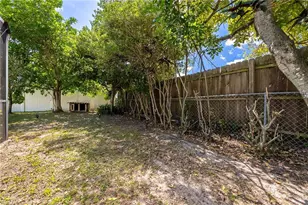 417 NE 14th Ave, Cape Coral, FL 33909 - Photo 33