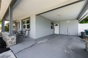 417 NE 14th Ave, Cape Coral, FL 33909 - Photo 5