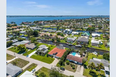 1432 Venetian Ct, Cape Coral, FL 33904 - Photo 47